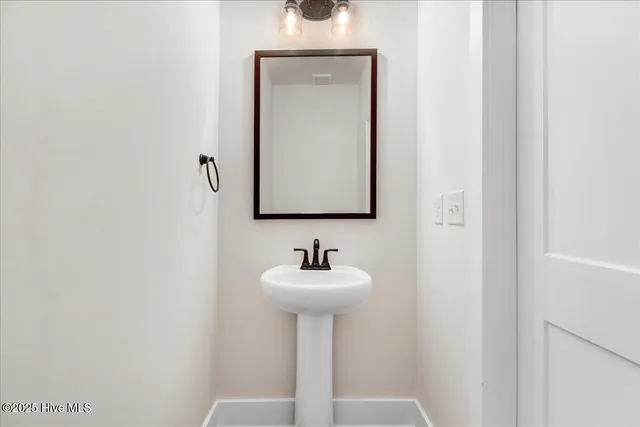 $455,000 | 105 Brighton Street, La Grange, NC 28551