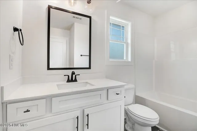 $455,000 | 105 Brighton Street, La Grange, NC 28551