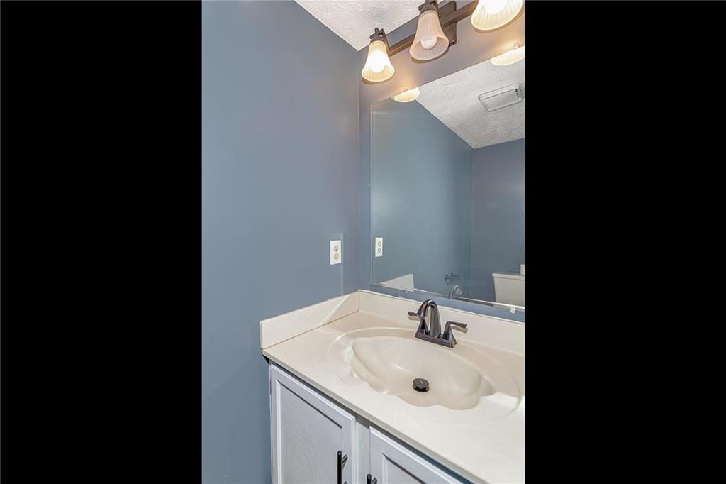 11525 Raleigh Lane Fishers, IN 46038 - Photo 20 of 32 Gallery Image 20
