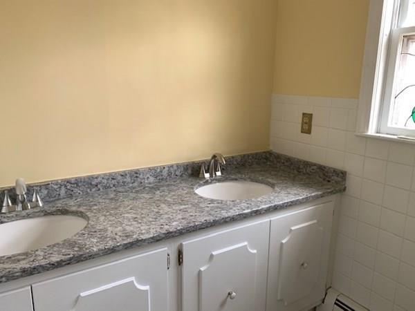 235 Hamilton Street Worcester, MA 01604 - Photo 15 of 27 Gallery Image 15