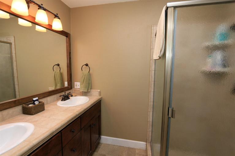 827 J Street Reedley, CA 93654 - Photo 23 of 37