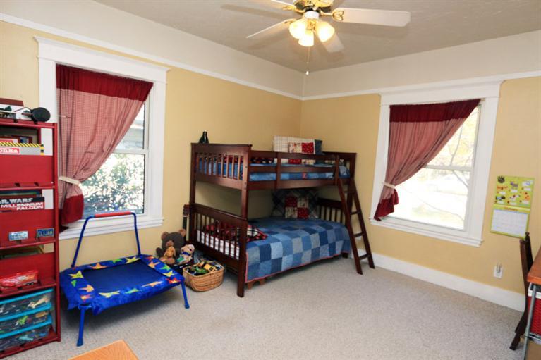 827 J Street Reedley, CA 93654 - Photo 26 of 37