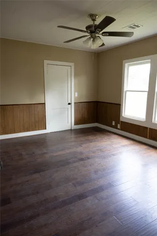 $1,300 | 1314 Rampart Street, Columbus, TX 78934