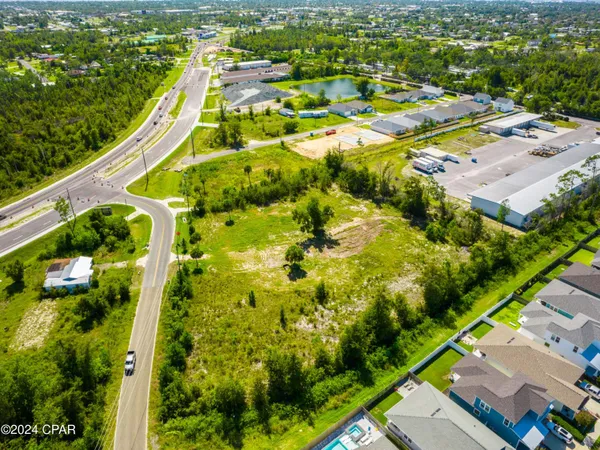 $950,000 | 3716-3712 Airport Road, Panama City, FL 32405