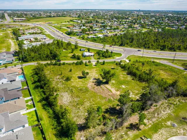 $950,000 | 3716-3712 Airport Road, Panama City, FL 32405