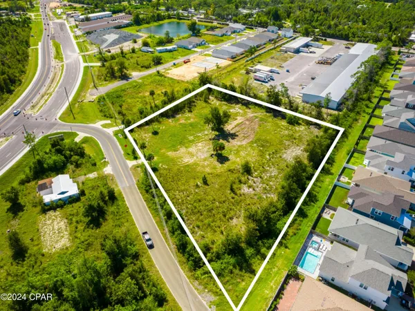 $950,000 | 3716-3712 Airport Road, Panama City, FL 32405