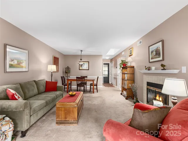 $232,000 | 304 Abbey Circle, Asheville, NC 28805