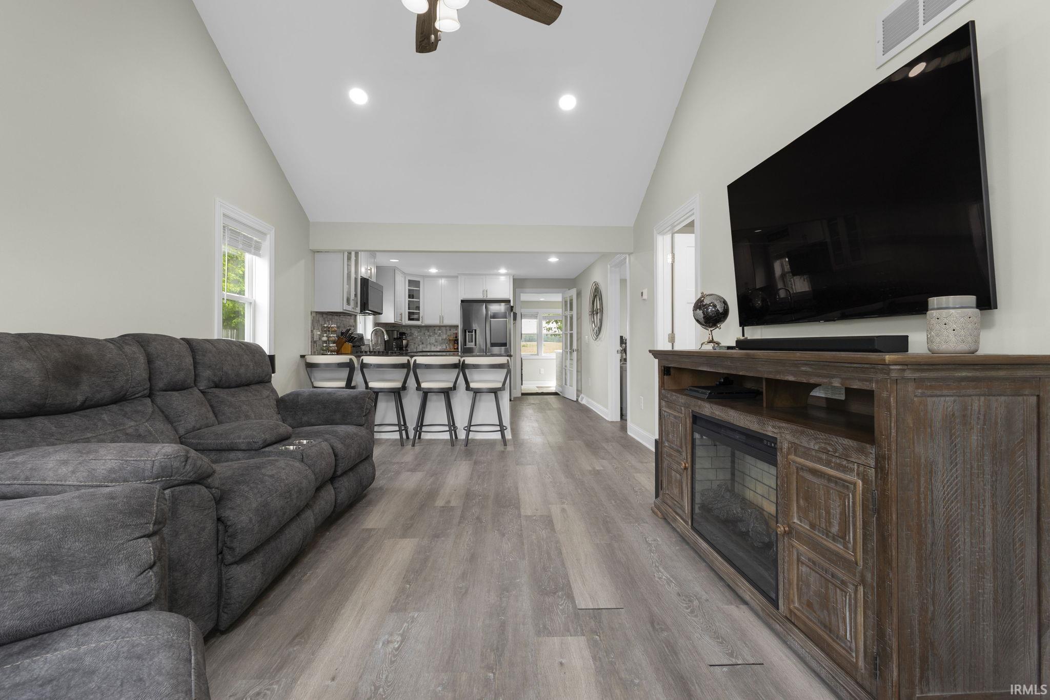 8951 East Chicago Road New Carlisle, IN 46552 - Photo 4 of 24