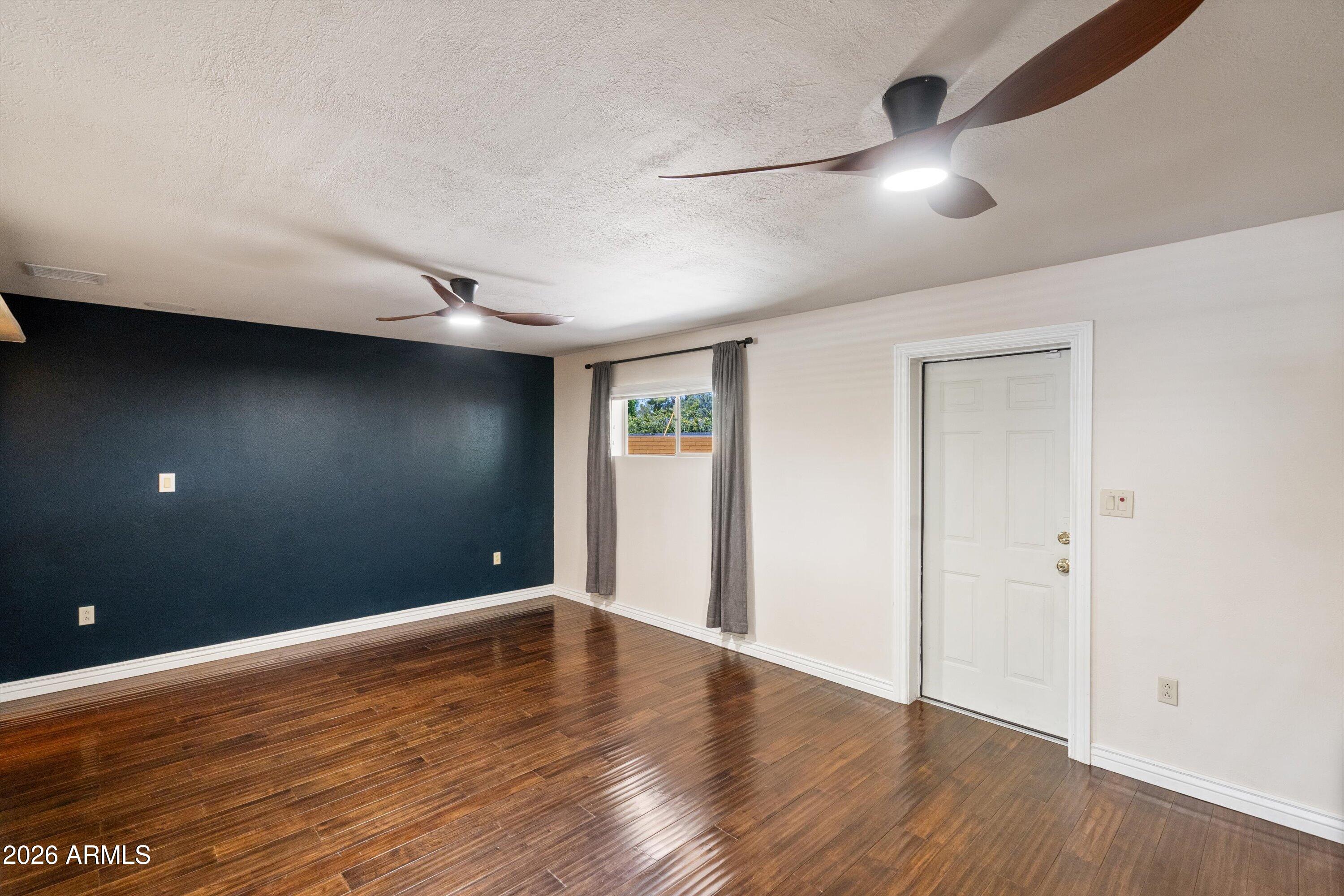 5525 North 12th Street Phoenix, AZ 85014 - Photo 20 of 59 29-Primary Bedroom 1