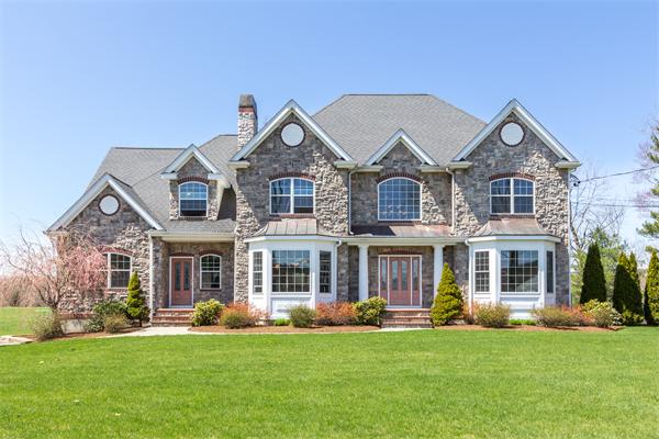 400 Burnt Swamp Road Wrentham, MA 02093 - Photo 1 of 30 Gallery Image 1