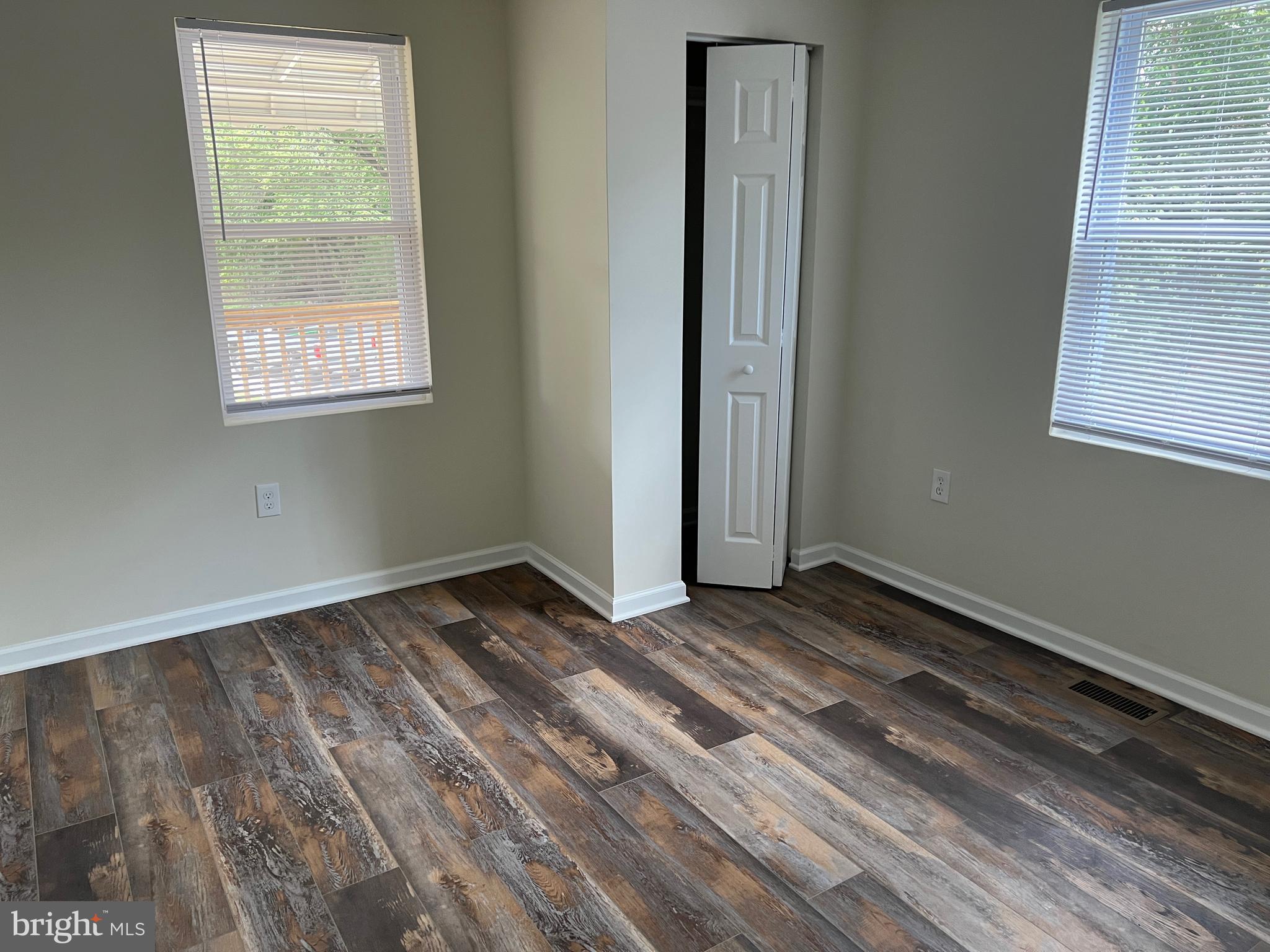 4064 Edgewood Road Baltimore, MD 21215 - Photo 18 of 26 BR