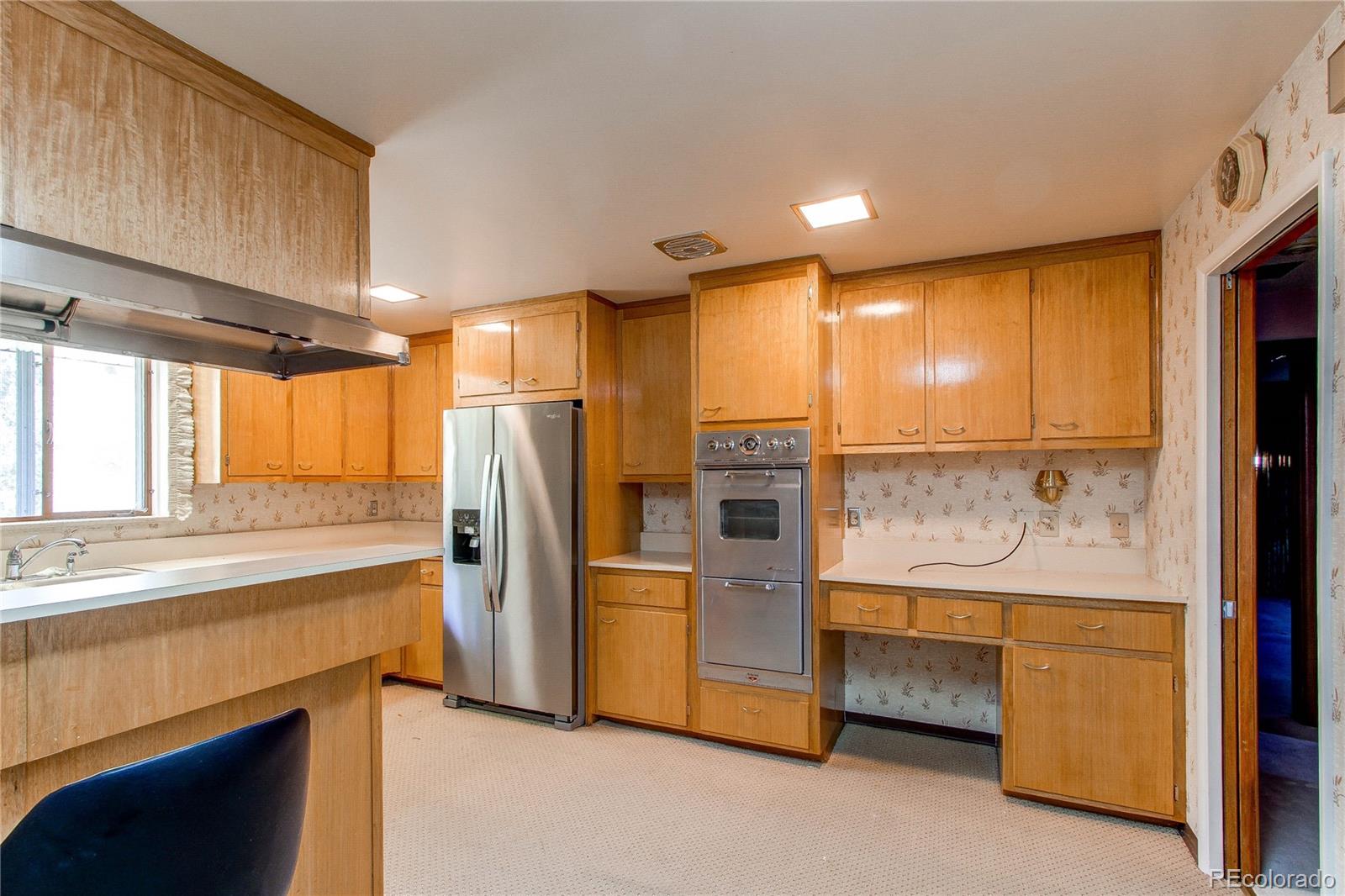 2081 West Ridge Road Littleton, CO 80120 - Photo 13 of 48 Gallery Image 13