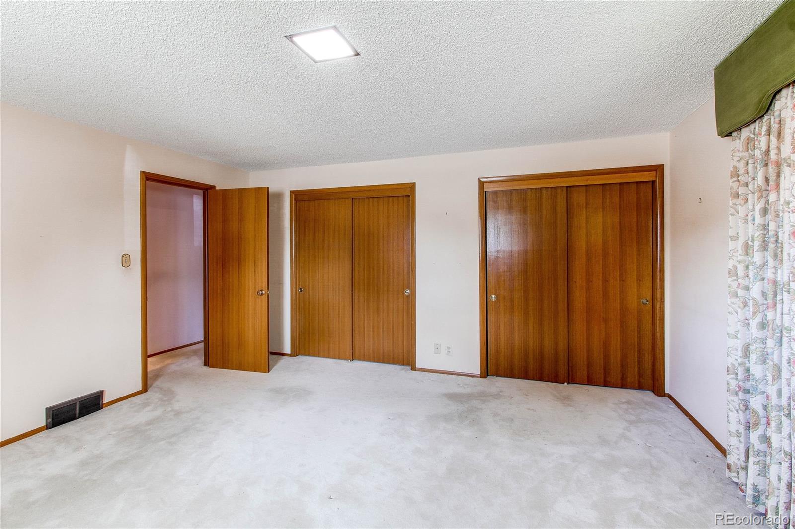 2081 West Ridge Road Littleton, CO 80120 - Photo 18 of 48 Gallery Image 18