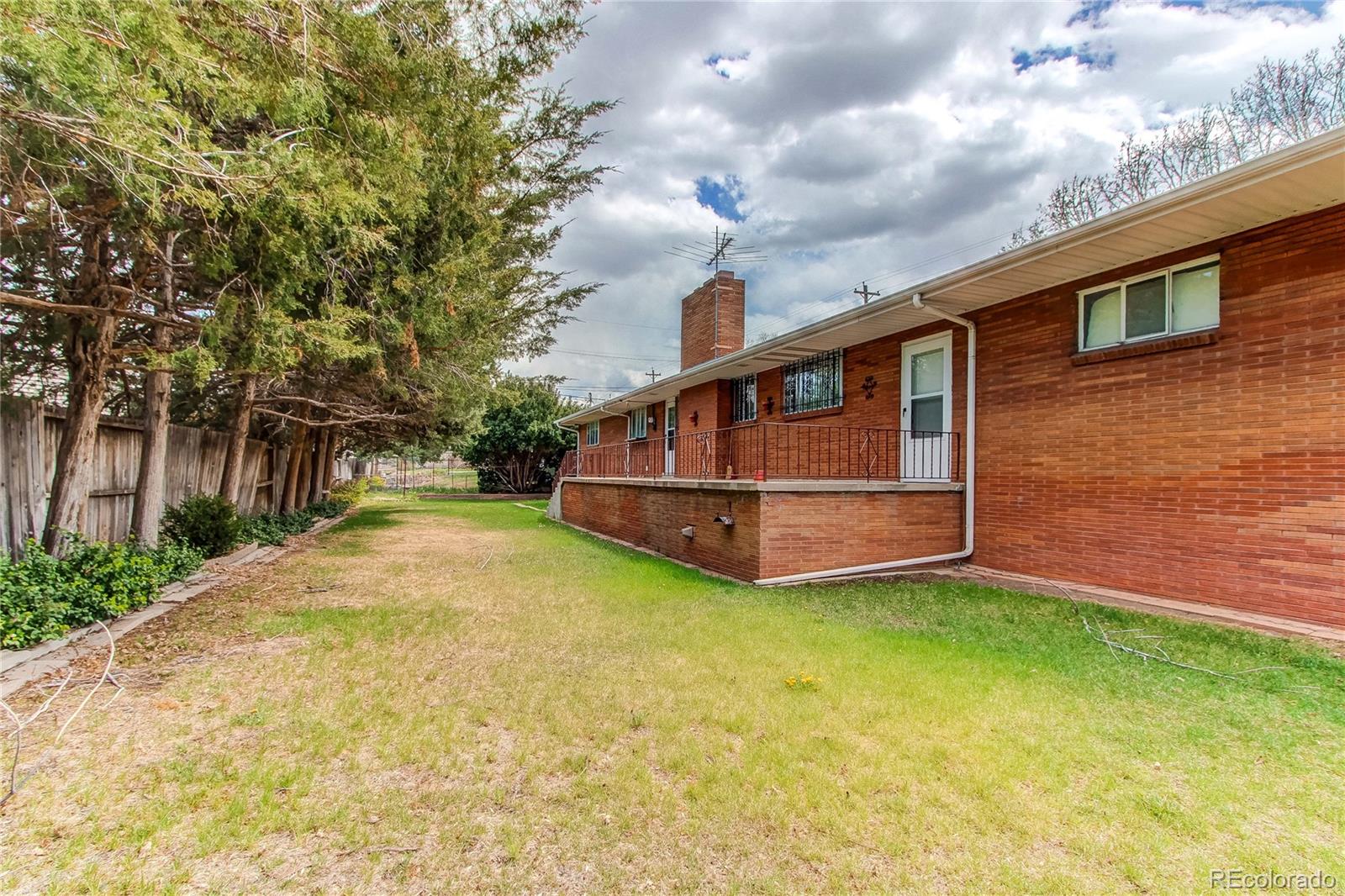 2081 West Ridge Road Littleton, CO 80120 - Photo 44 of 48 Gallery Image 44