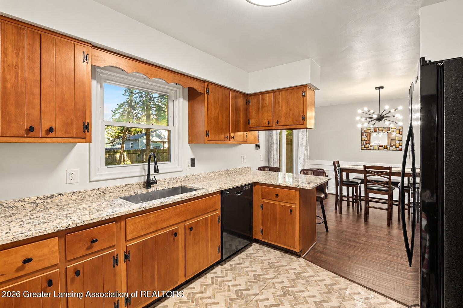 420 John R Street East Lansing, MI 48823 - Photo 5 of 16 john r kitchen