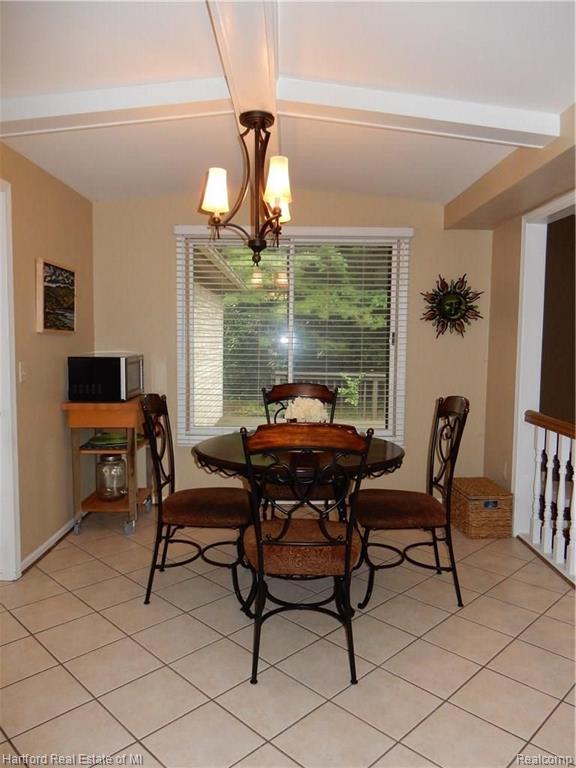 36768 Chesapeake Road Farmington Hills, MI 48335 - Photo 10 of 49
