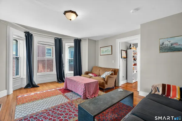 $895,000 | 479 Orange Street, New Haven, CT 06511