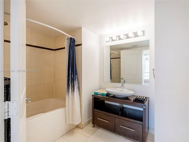 $3,850 | 480 Northeast 30th Street, Unit 1103, Miami, FL 33137