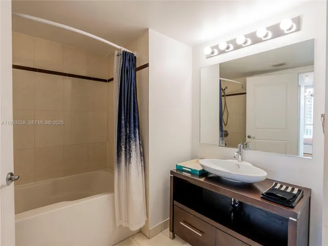 $3,850 | 480 Northeast 30th Street, Unit 1103, Miami, FL 33137