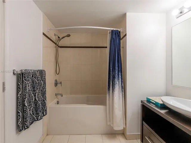 $3,850 | 480 Northeast 30th Street, Unit 1103, Miami, FL 33137