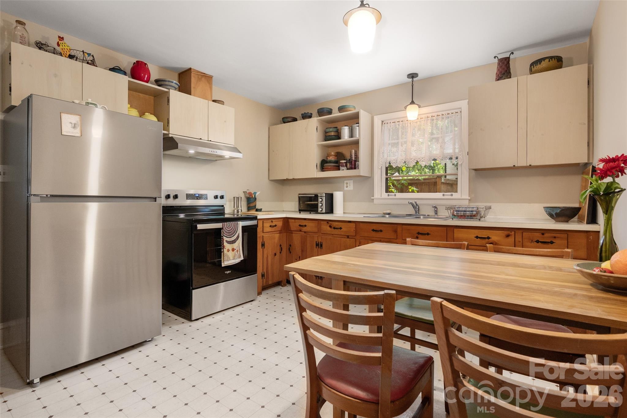 2911 Enfield Road Charlotte, NC 28205 - Photo 8 of 32 Gallery Image 8