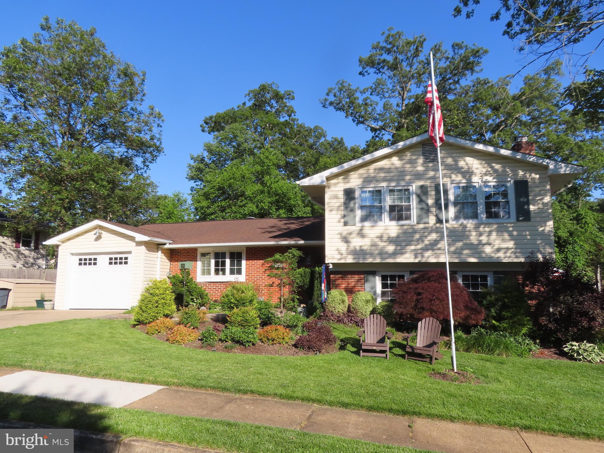 229 Manvell Road Southeast Vienna, VA 22180 - Photo 1 of 40 Home!