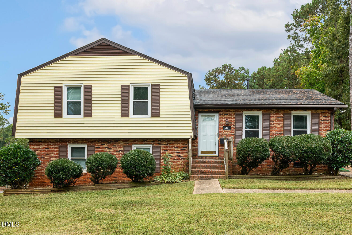 5401 Kaplan Drive Raleigh, NC 27606 - Photo 2 of 41 5401 Kaplan Dr Raleigh NC-large-001-024-