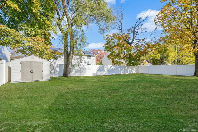 $499,000 | 59 Nevada Road, West Babylon, NY 11704