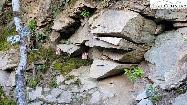 $550,000 | 1157 Pine Ridge Road, Beech Mountain, NC 28604