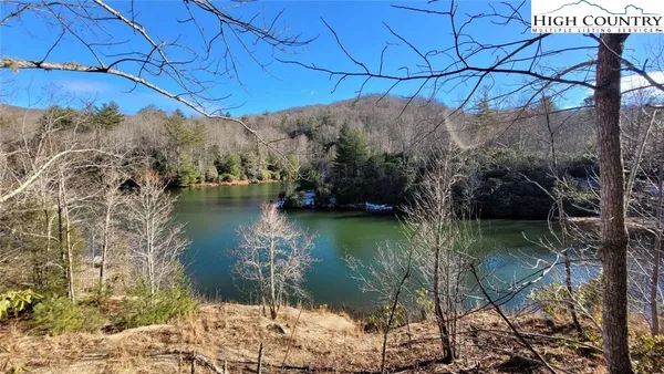 $550,000 | 1157 Pine Ridge Road, Beech Mountain, NC 28604