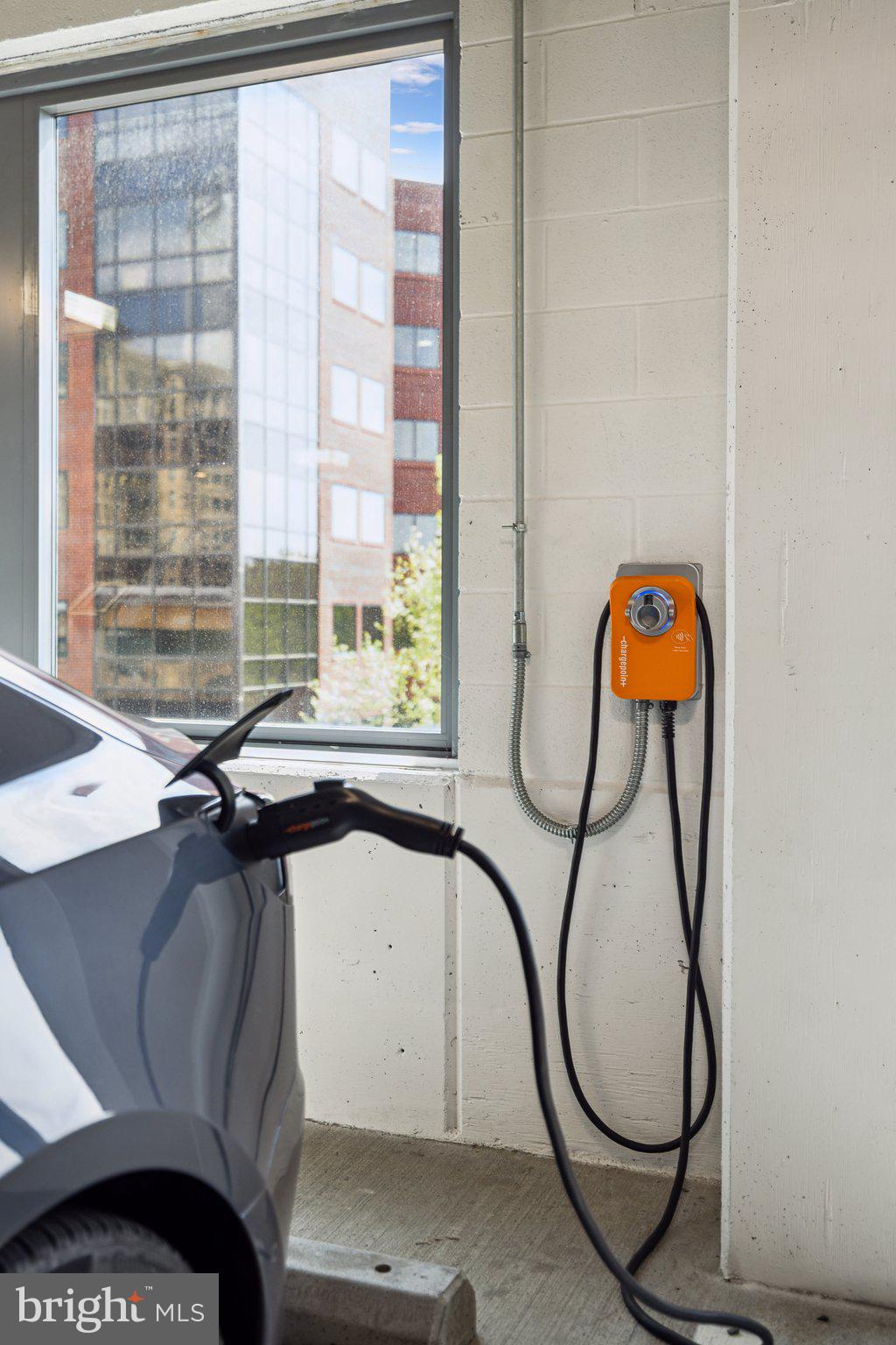 4960 Fairmont Avenue, Unit 706 Bethesda, MD 20814 - Photo 23 of 26