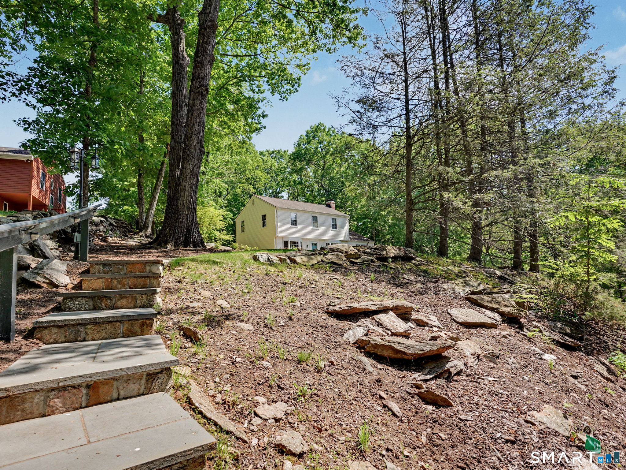 524 Nonopoge Road Fairfield, CT 06825 - Photo 33 of 34