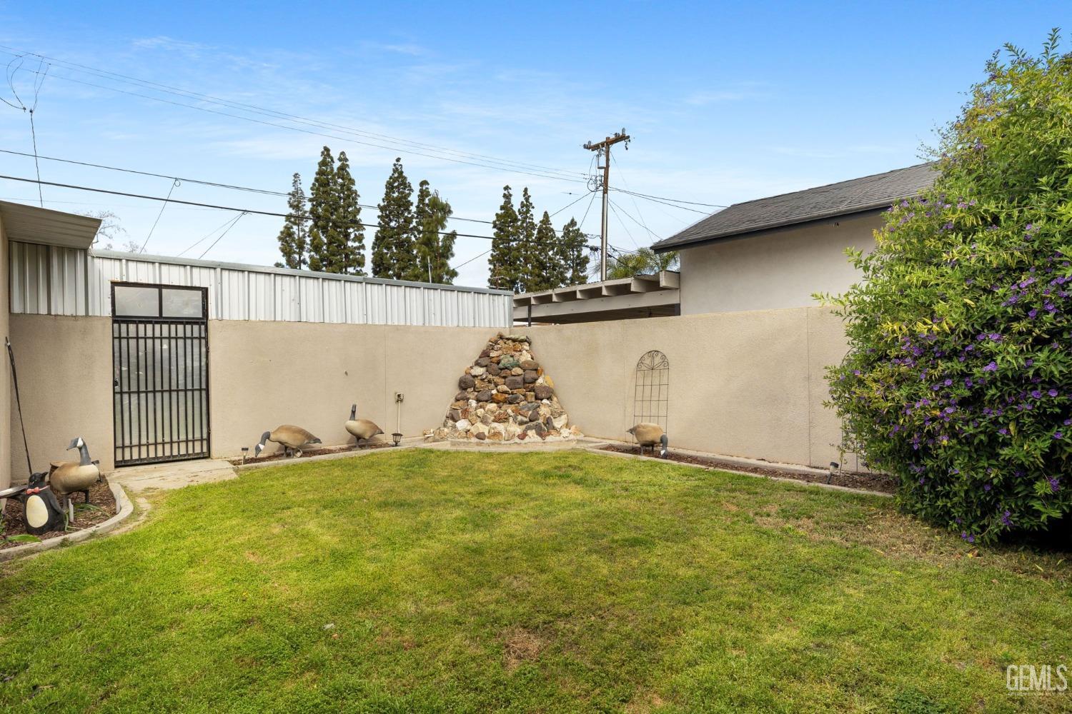 Undisclosed Address Bakersfield, CA 93309 - Photo 26 of 32