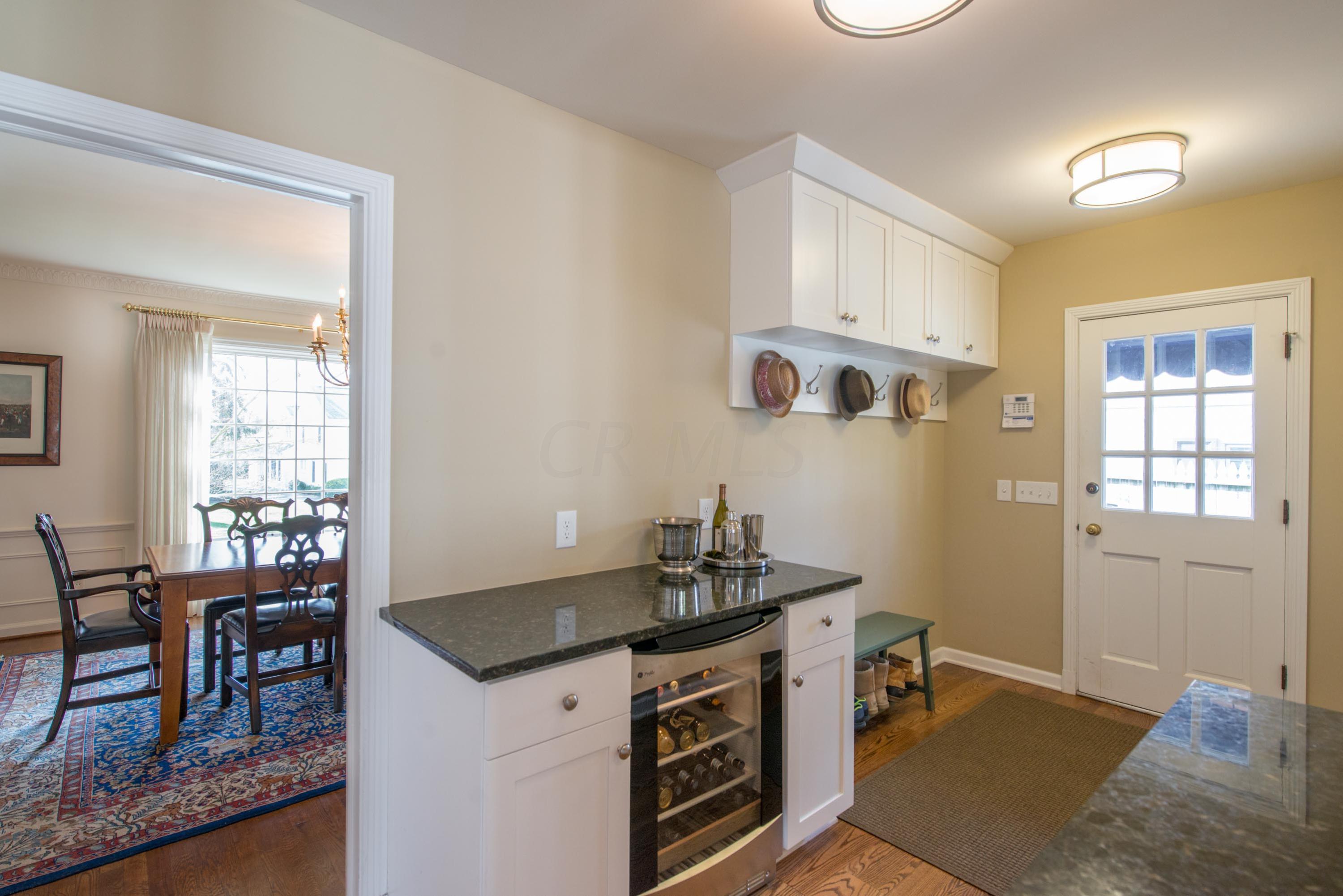 2368 Club Road Columbus, OH 43221 - Photo 11 of 74