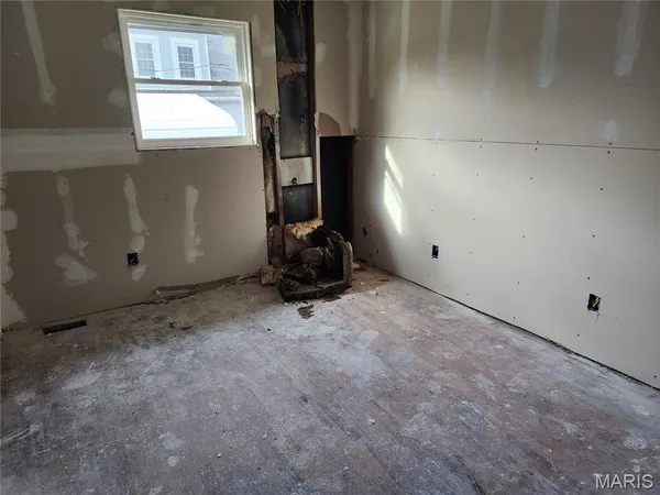 $99,500 | 429 East Fir Street, Piedmont, MO 63957