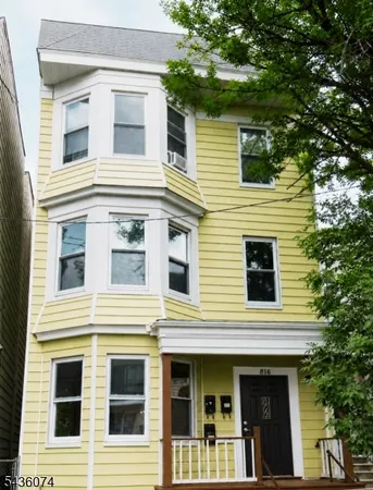 $2,300 | 816 South 16th Street, Newark, NJ 07108