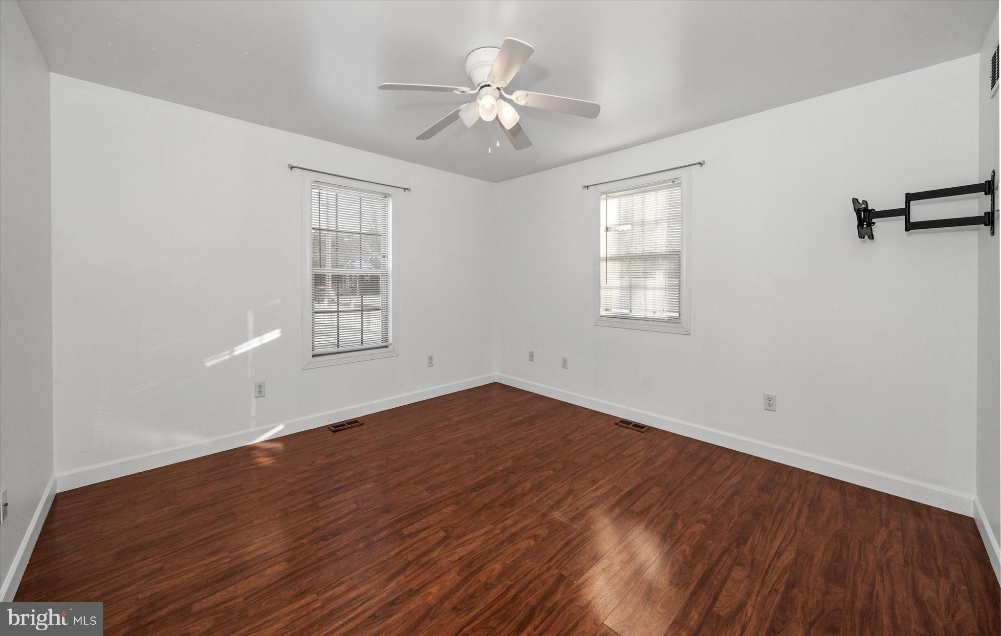 31536 White Street Laurel, DE 19956 - Photo 33 of 62 Bedroom 3