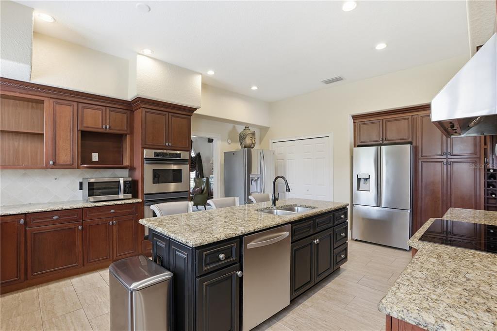 2537 Stoneview Road Orlando, FL 32806 - Photo 26 of 50 Gallery Image 26
