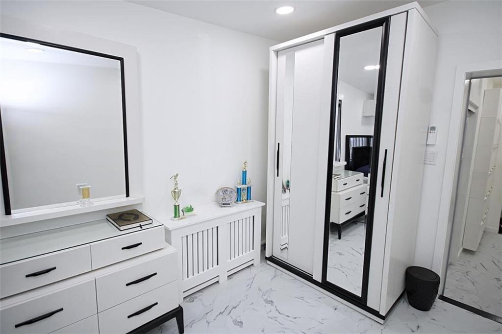 1075 Bay Ridge Parkway Brooklyn, NY 11228 - Photo 27 of 31