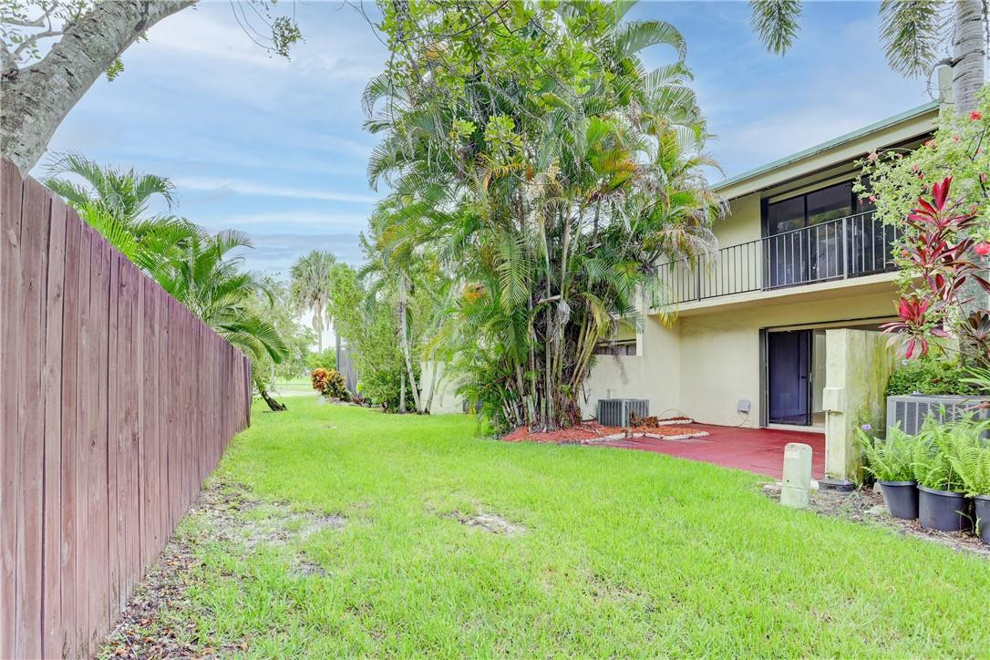 8811 Gatehouse Road, Unit 5 Plantation, FL 33324 - Photo 23 of 47 Photo 23