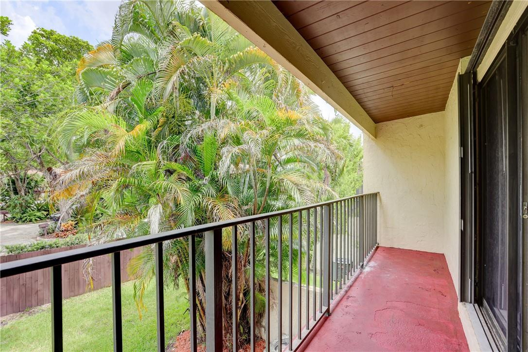 8811 Gatehouse Road, Unit 5 Plantation, FL 33324 - Photo 39 of 47 Photo 39