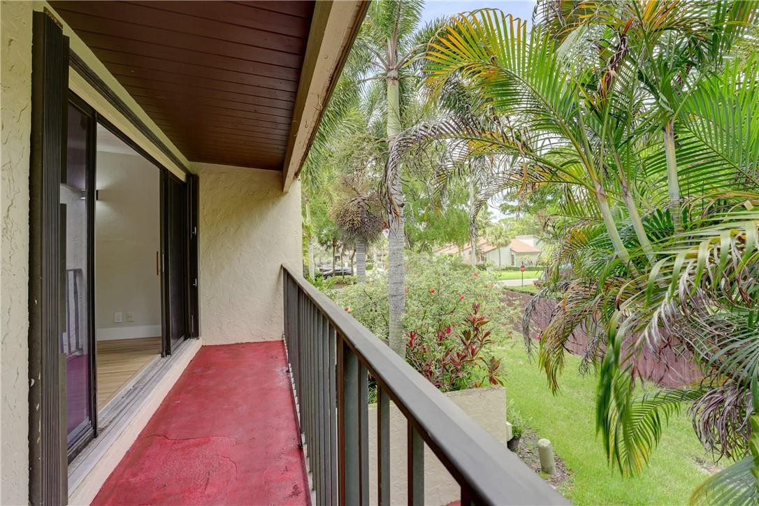 8811 Gatehouse Road, Unit 5 Plantation, FL 33324 - Photo 40 of 47 Photo 40