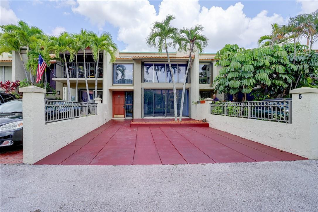 8811 Gatehouse Road, Unit 5 Plantation, FL 33324 - Photo 4 of 47 Photo 4