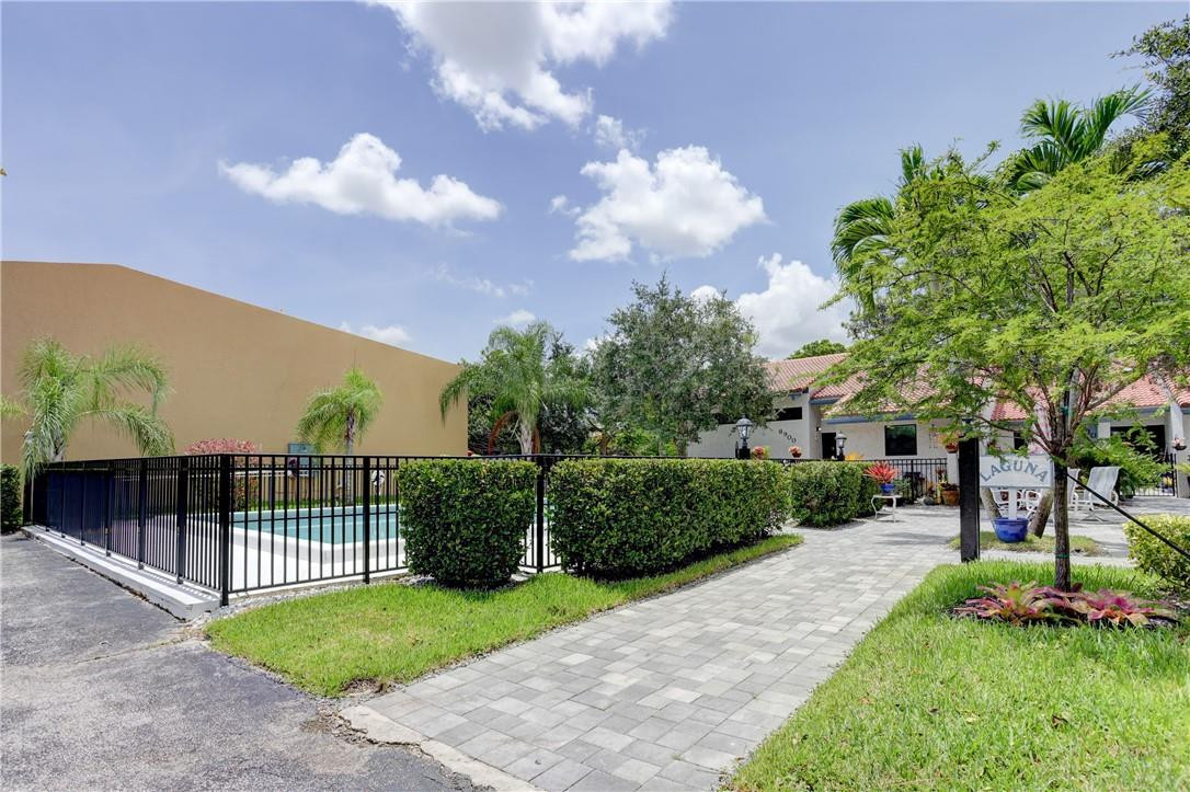 8811 Gatehouse Road, Unit 5 Plantation, FL 33324 - Photo 46 of 47 Photo 46