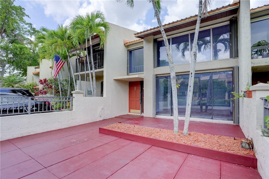 8811 Gatehouse Road, Unit 5 Plantation, FL 33324 - Photo 7 of 47 Photo 7