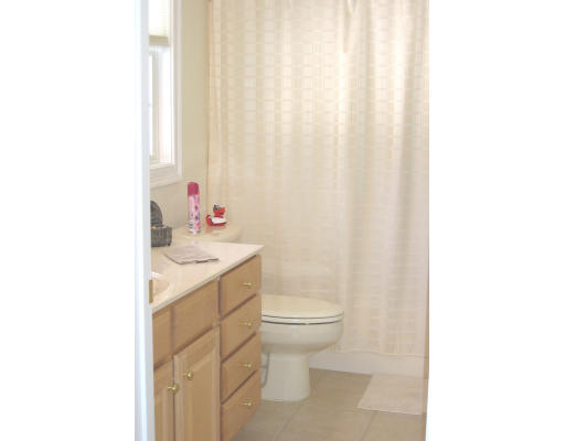 89 Old Stage Road Chelmsford, MA 01824 - Photo 12 of 17 Gallery Image 12