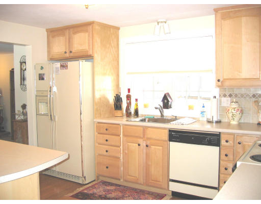 89 Old Stage Road Chelmsford, MA 01824 - Photo 7 of 17 Gallery Image 7