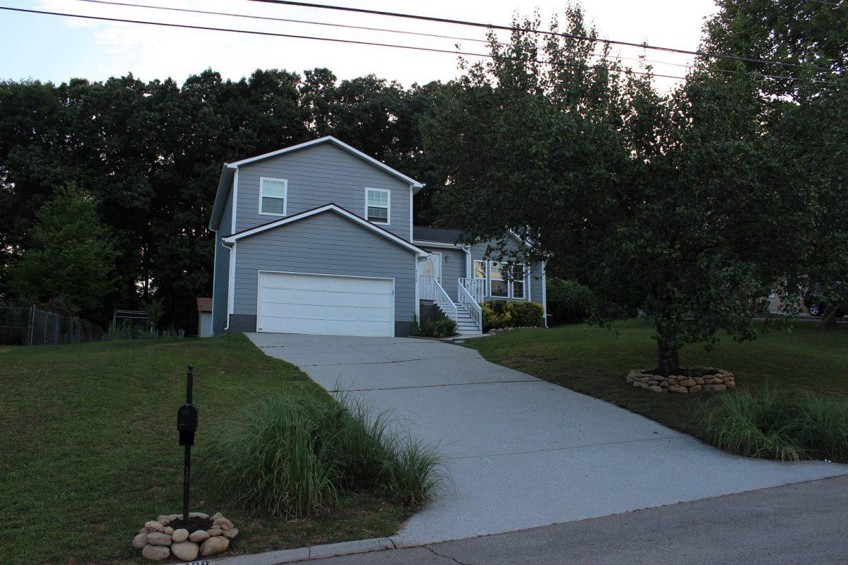 2428 Chimney Ridge Road Knoxville, TN 37923 - Photo 3 of 25 IMG_0835-4-1200x800