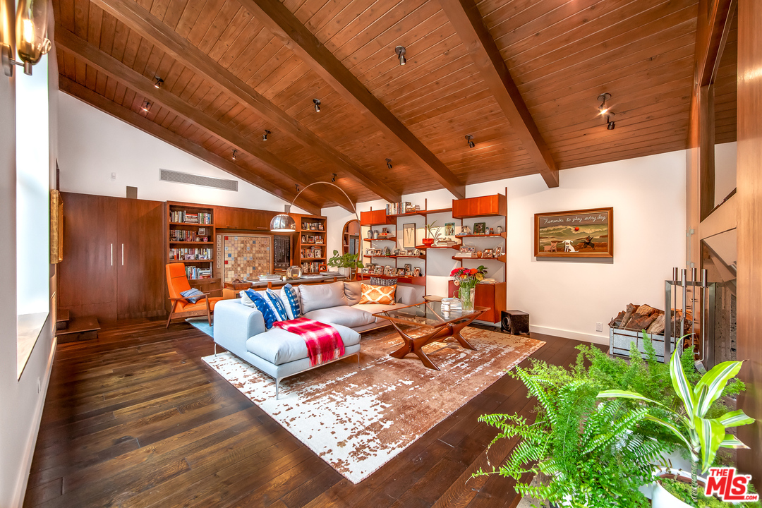 1787 Old Ranch Road Los Angeles, CA 90049 - Photo 17 of 54 a outdoor space with patio lots of furniture