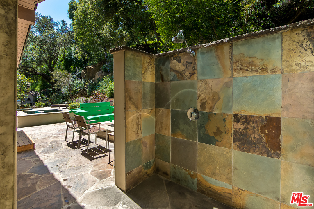 1787 Old Ranch Road Los Angeles, CA 90049 - Photo 10 of 54